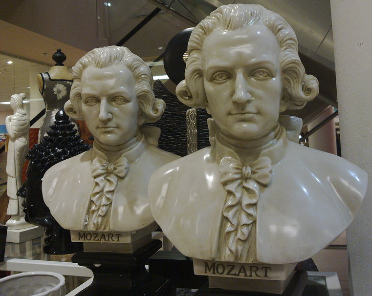Two-Heads-Are-Better-Than-O